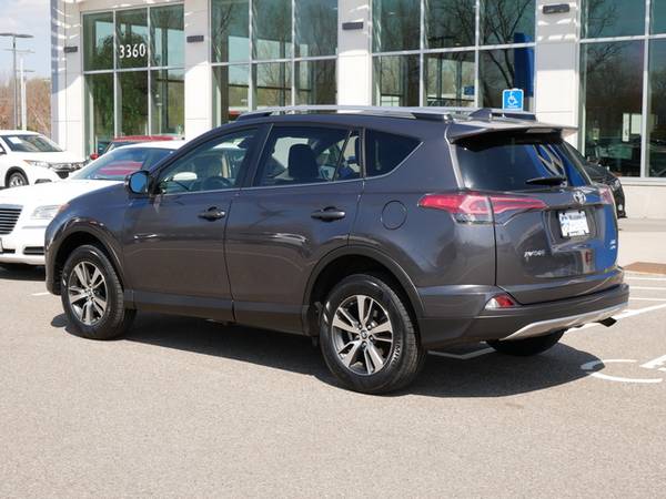 2018 Toyota RAV4 XLE - - by dealer - vehicle for sale in VADNAIS HEIGHTS, MN – photo 8