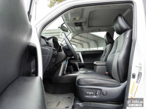 2016 Toyota 4Runner SR5 Premium - - by dealer for sale in San Antonio, TX – photo 13
