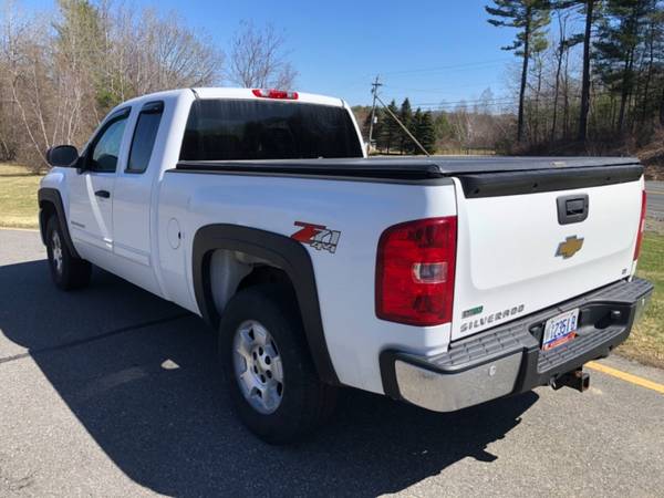 2011 Chevrolet Silverado 1500 4WD Ext Cab 143 5 LT for sale in Hampstead, ME – photo 8