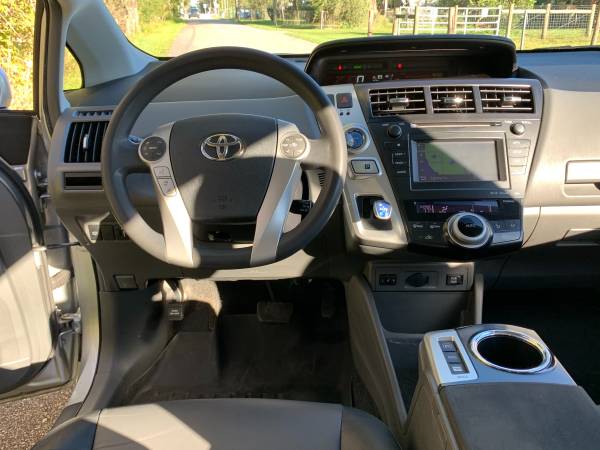 2012 Toyota Prius v FIVE Wagon Leather Navigation Camera JBL LEDs -... for sale in Lutz, FL – photo 11