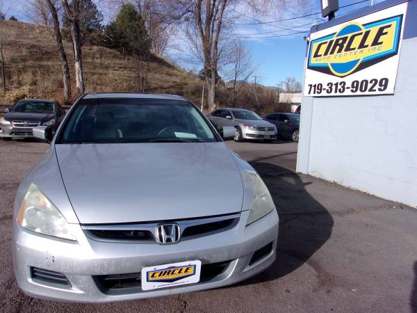 2006 Honda Accord EX, Navigation, Leather, V6!! - cars & trucks - by... for sale in Colorado Springs, CO – photo 2