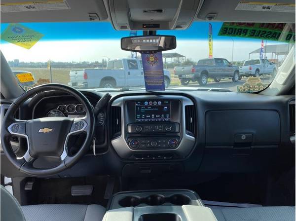 2017 Chevrolet Silverado LT Crew-Cab Short Bed - - by for sale in Fresno, CA – photo 16
