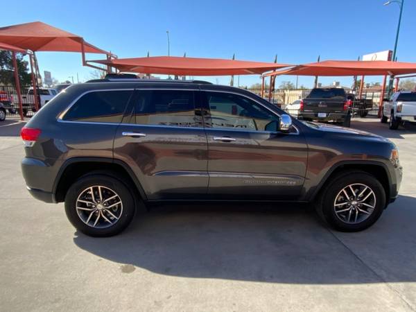 2017 Jeep Grand Cherokee Limited 4x4 - cars & trucks - by dealer -... for sale in El Paso, NM – photo 3