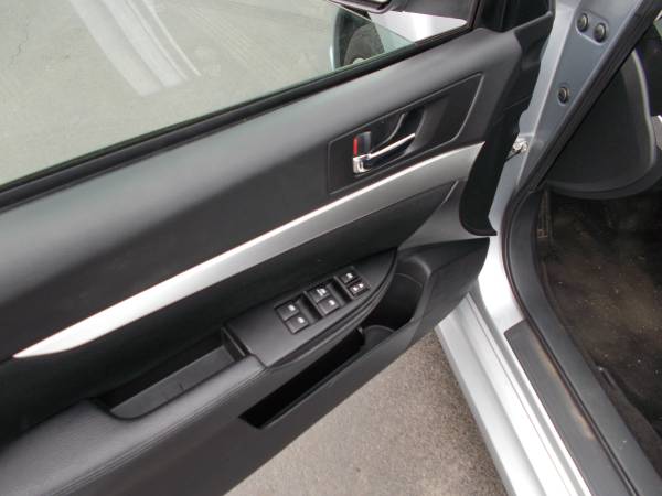 2014 Subaru Legacy ~ All Wheel Drive ~ Sharp Car! for sale in Warwick, CT – photo 12