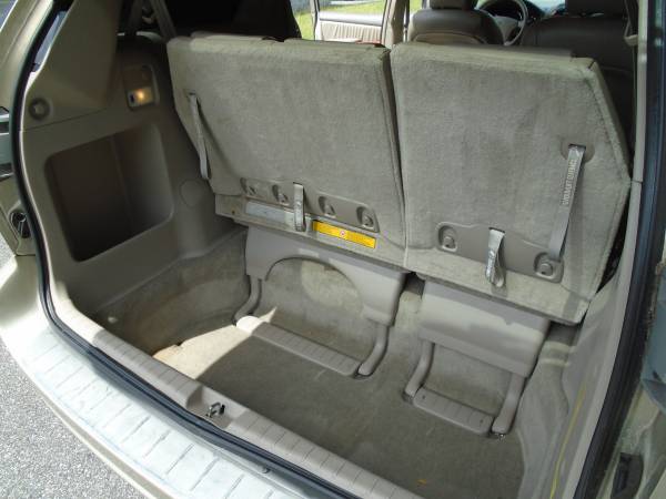 TOYOTA sienna XLE mini van, leather and nice!!!! - cars & trucks -... for sale in GAINESVILLE, FL 32609, FL – photo 13
