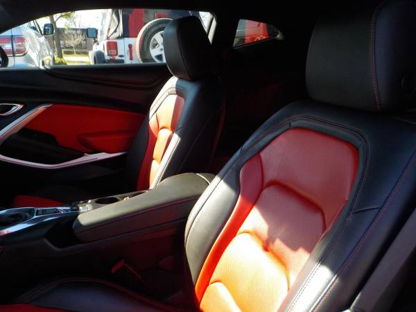 2017 Chevrolet Camaro LT2 TURBO RWD, ONE OWNER, LEATHER HEATED COOLE for sale in Virginia Beach, VA – photo 18