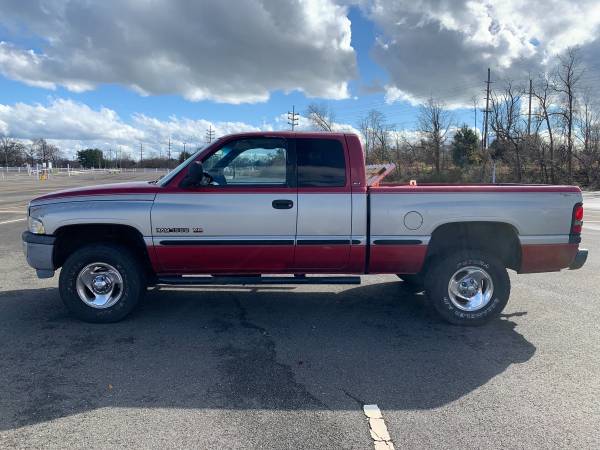 98 Ram 1500 4x4 v8 - cars & trucks - by owner - vehicle automotive... for sale in Oceanport, NJ – photo 4