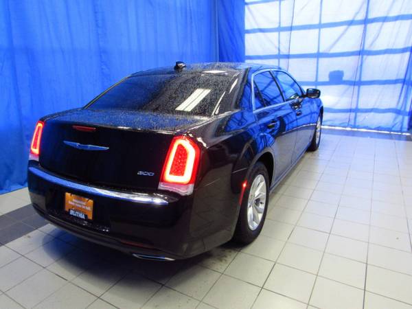 2018 Chrysler 300-Series Touring RWD for sale in Anchorage, AK – photo 5