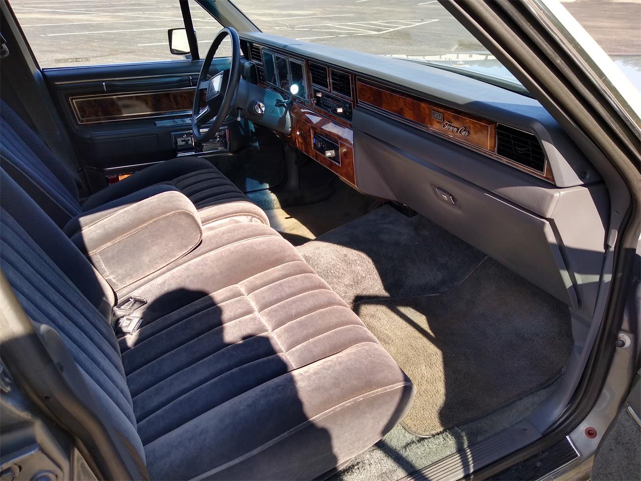 1984 Lincoln Town Car for sale in Norway, MI – photo 24
