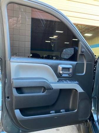 EXTRA CLEAN LOW MILES 2017 CHEVROLET SILVERADO LT Z71 DOUBLE CAB 4X4... for sale in Tempe, NM – photo 17