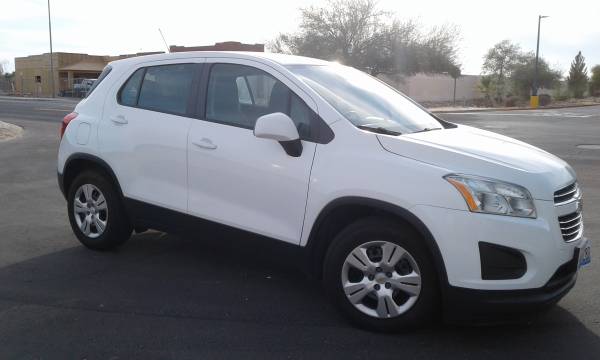 2016 White Chevy Trax LS - cars & trucks - by owner - vehicle... for sale in Yuma, AZ – photo 3