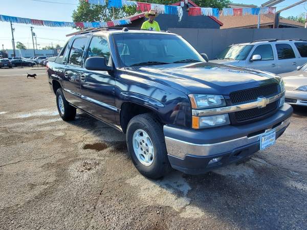 2005 CHEVY AVALANCHE C1500 - - by dealer - vehicle for sale in Fresno, CA – photo 4