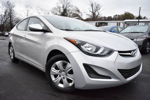 2016 Hyundai Elantra SE - Excellent Condition - Best Deal - cars &... for sale in Lynchburg, VA – photo 10