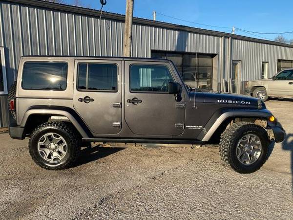 2016 Jeep Wrangler Unlimited 4WD 4dr Rubicon - cars & trucks - by... for sale in center point, WI – photo 3
