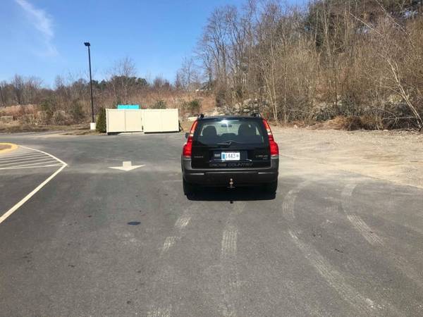 2001 Volvo V70 XC AWD 5dr Wgn w/SR==LEATHER==CLEAN TITLE==READY TO... for sale in Stoughton, MA – photo 6
