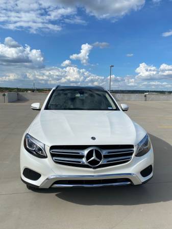 Mercedes Benz 300GLC SUV MINT! - cars & trucks - by owner - vehicle... for sale in Austin, TX – photo 11