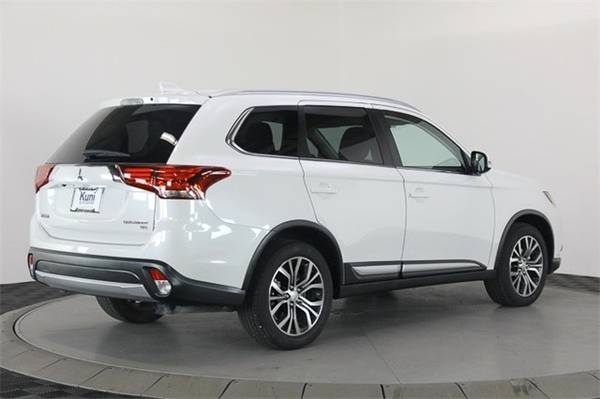 2017 Mitsubishi Outlander SEL 4x4 4WD SUV - cars & trucks - by... for sale in Beaverton, OR – photo 7