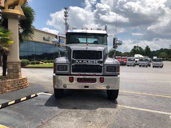 2021 Mack PINNACLE 64T - cars & trucks - by dealer - vehicle... for sale in Gainesville, FL – photo 2