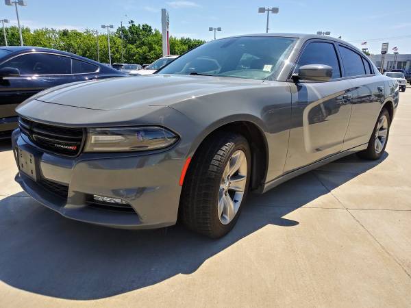 2018 DODGE CHARGER SXT Plus RWD GREAT HWY MILEAGE! POWERFUL! BAD for sale in Ardmore, OK – photo 3