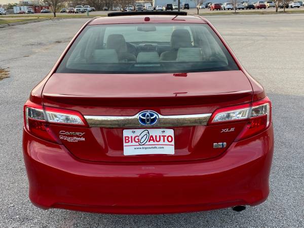 2012 Toyota Camry XLE Hybrid ***65K Miles Only*** - cars & trucks -... for sale in Omaha, IA – photo 9