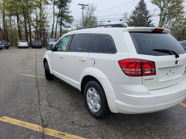 2010 Dodge Journey SE 4dr SUV - - by dealer - vehicle for sale in Derry, NH – photo 3