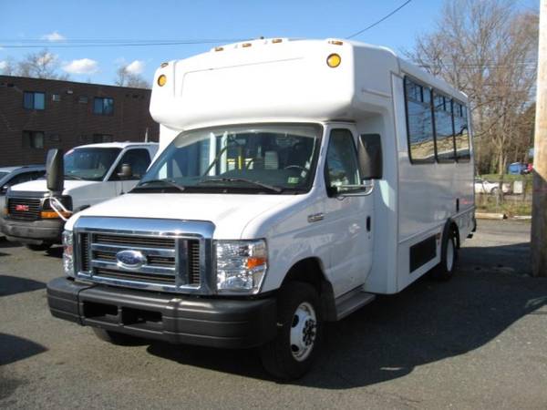 2016 Ford Econoline E450 - Special Vehicle Offer! for sale in Prospect Park, PA – photo 3