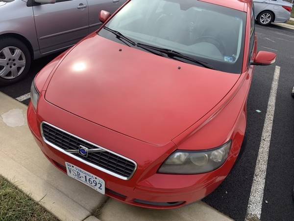 2005 Volvo V50 with trailer hitch - cars & trucks - by owner -... for sale in Ashburn, District Of Columbia – photo 3
