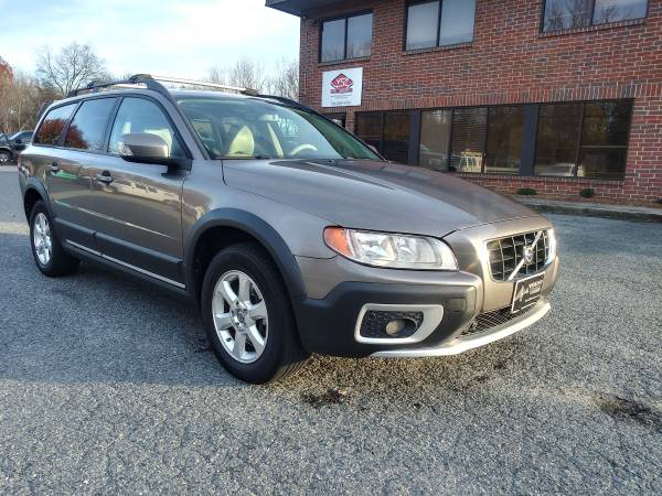 2008 Volvo XC70 AWD 3.2 - cars & trucks - by owner - vehicle... for sale in Charlotte, NC – photo 3