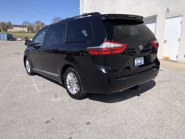 2015 Toyota Sienna Xle - - by dealer - vehicle for sale in Somerset, KY – photo 15