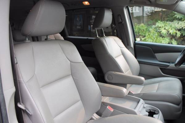 2015 Honda Odyssey EX-L Minivan, Passenger - cars & trucks - by... for sale in Hayward, CA – photo 13