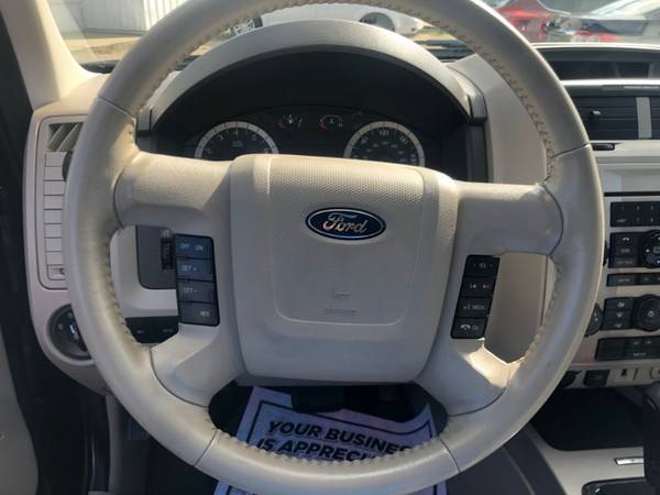 2012 Ford Escape XLT 4WD for sale in Eastpointe, MI – photo 4