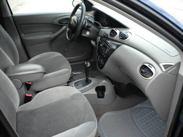 Ford Focus LX Gas Saver reliable Low Miles 1 Year Warranty for sale in hampstead, RI – photo 9