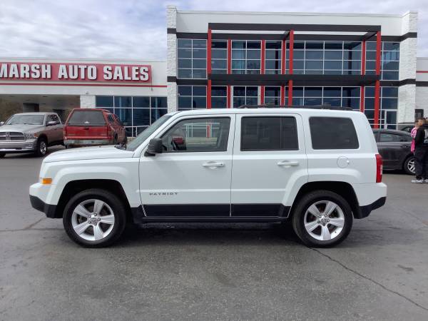 Clean Carfax! 2014 Jeep Patriot Latitude! 4x4! Nice! for sale in Ortonville, OH – photo 2