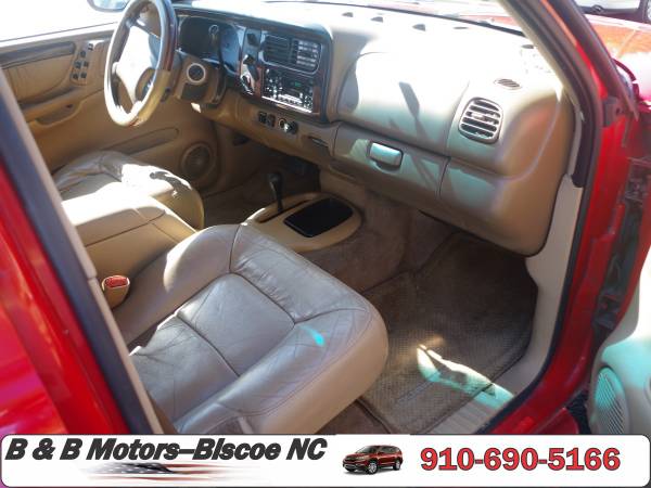 2000 Dodge Durango 4wd, SLT, 4x4 4 Door Sport Utility, 5.9 Liter Magnu for sale in Biscoe, NC – photo 10