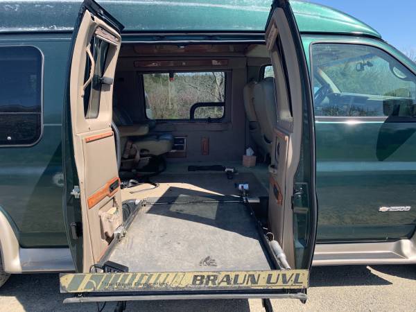 Wheelchair van for sale in Stanford, KY – photo 4