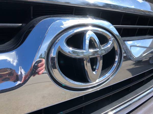 06 Toyota 4Runner 4WD-Runs 100 Clean CARFAX/Super Deal! - cars & for sale in Youngstown, PA – photo 18