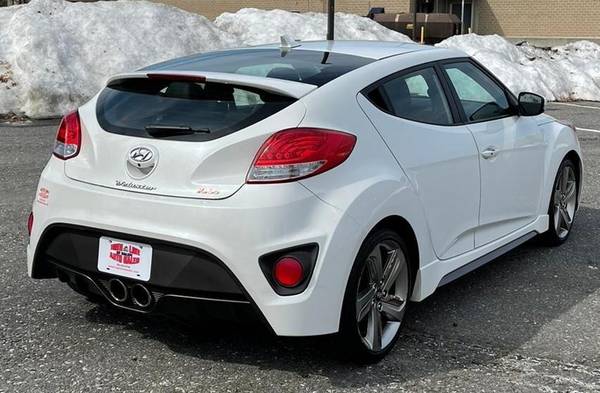 2014 Hyundai Veloster Turbo 3dr Coupe 6A EVERYONE IS APPROVED! for sale in Salem, MA – photo 3