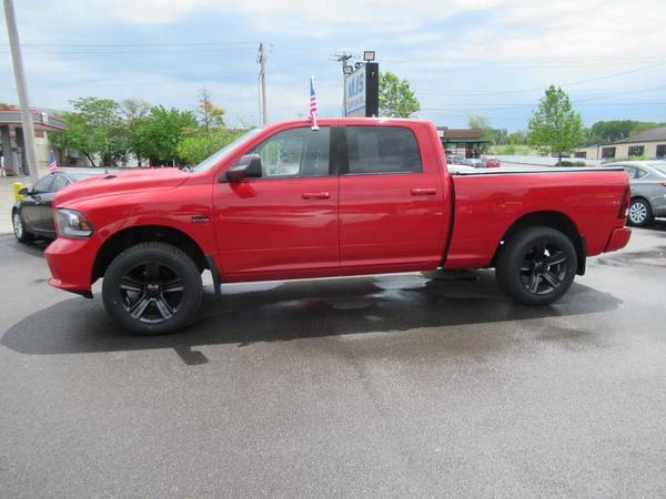 2014 Dodge Ram 1500 Crew Cab Sport Pickuup 4D 6 1/3 4WD - cars & for sale in St.Charles, MO – photo 11