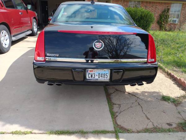 2011 cadillac DTS 124k miles for sale in Killeen, TX – photo 3