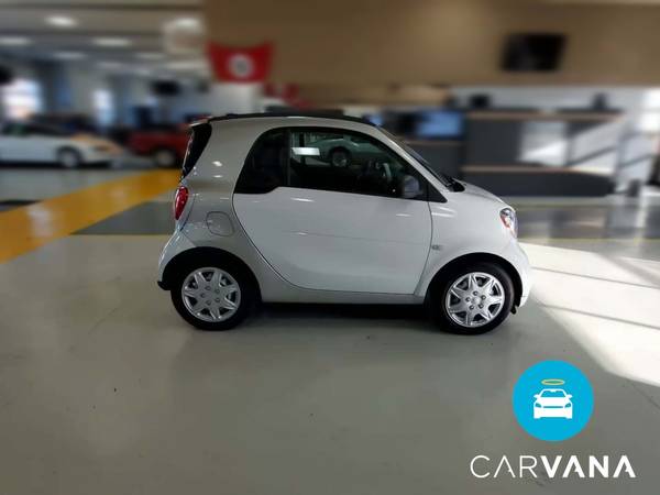 2017 smart fortwo Proxy Hatchback Coupe 2D coupe Silver - FINANCE -... for sale in Boston, MA – photo 13