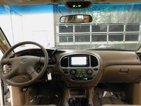 2001 Toyota Sequoia Limited 4X4/3RD SEAT/1-OWNER/Leather Navi for sale in Gladstone, OR – photo 18