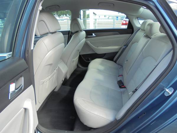 2015 Hyundai Sonata - - by dealer - vehicle automotive for sale in Lakeland, FL – photo 11