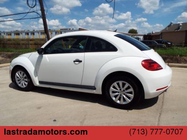 2013 Volkswagen Beetle Coupe 2dr Auto 2.5L Entry 100% IN-HOUSE... for sale in Houston, TX – photo 22