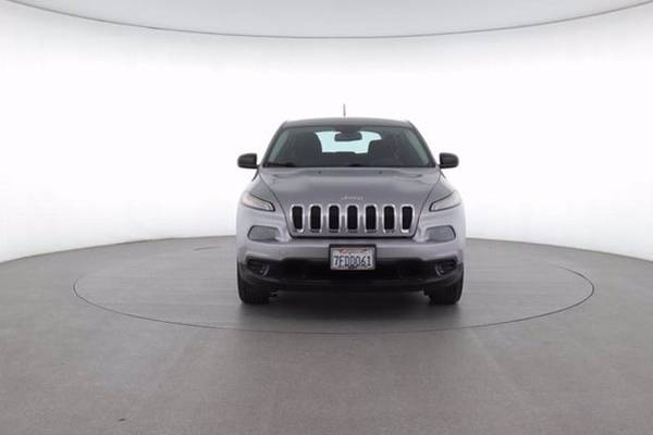 2014 Jeep Cherokee Sport hatchback Billet Silver Metallic Clearcoat for sale in South San Francisco, CA – photo 3