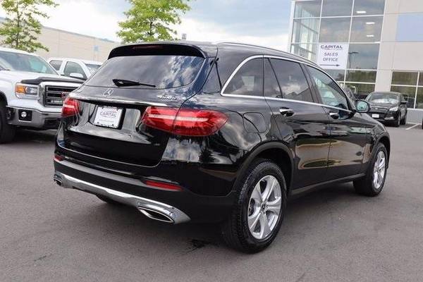 2018 Mercedes-Benz GLC GLC 300 - - by dealer - vehicle for sale in CHANTILLY, District Of Columbia – photo 8