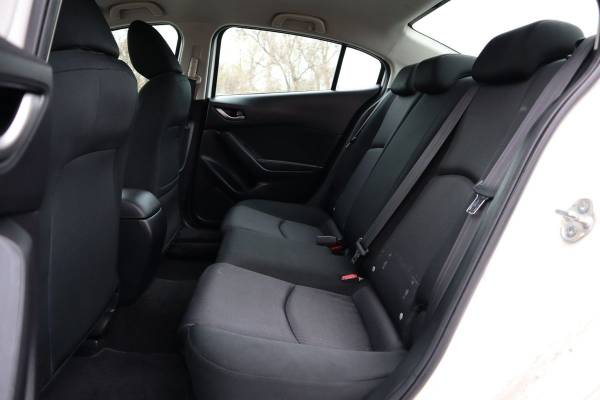 2015 Mazda 3 i Sport Sedan - - by dealer - vehicle for sale in Longmont, CO – photo 18