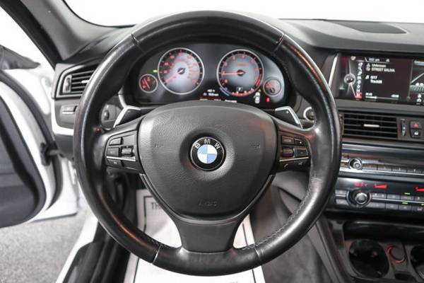 2016 BMW 5 Series, Alpine White for sale in Wall, NJ – photo 17