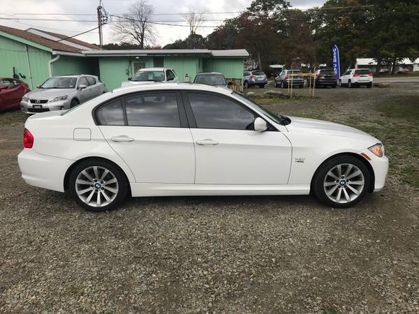 2011 BMW 328xi, LEATHER, LOW MILES, ROOF, WARRANTY. - cars & trucks... for sale in Mount Pocono, PA – photo 9