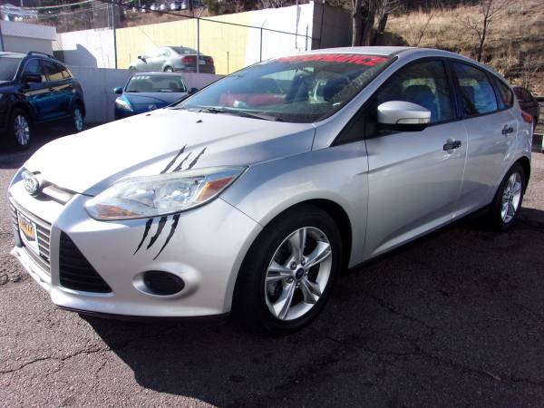 2014 Ford Focus, 106K miles, Great MPG, SPORTY HATCHBACK!! - cars &... for sale in Colorado Springs, CO – photo 3