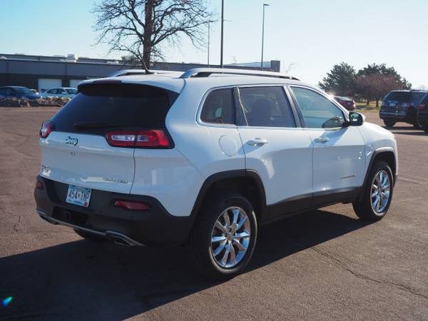 2015 Jeep Cherokee Limited - cars & trucks - by dealer - vehicle... for sale in Mankato, MN – photo 4